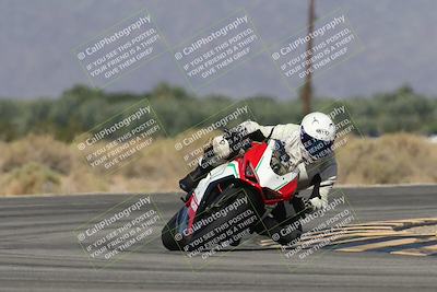 media/Oct-13-2025-Moto Forza (Mon) [[a66d839500]]/2-A Group/Session 3 (Turn 16)/